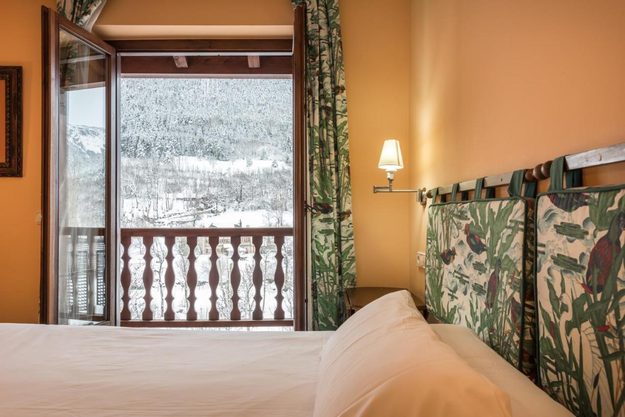 Hotel SNÖ Colomers Salardú Exterior foto